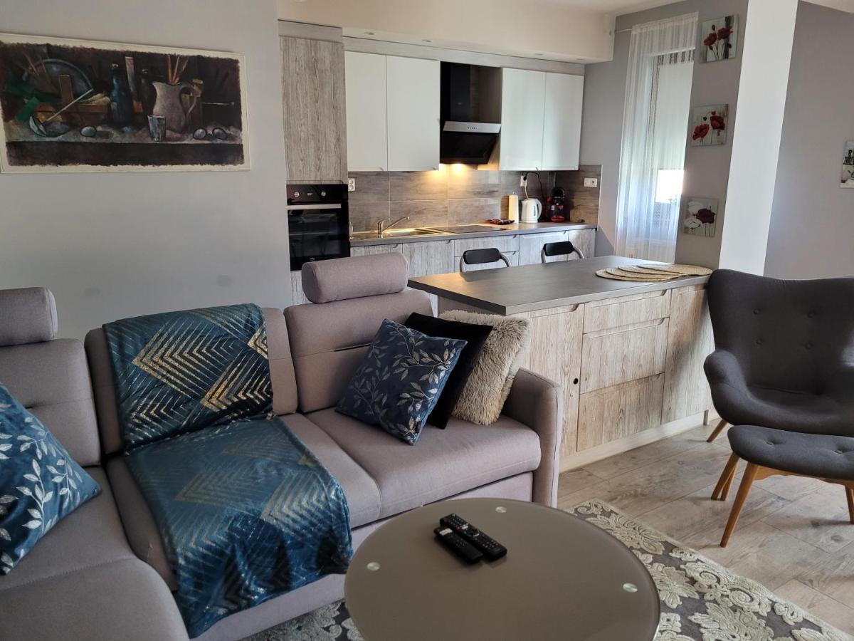 Apartament Lilla Єленя-Ґура Екстер'єр фото